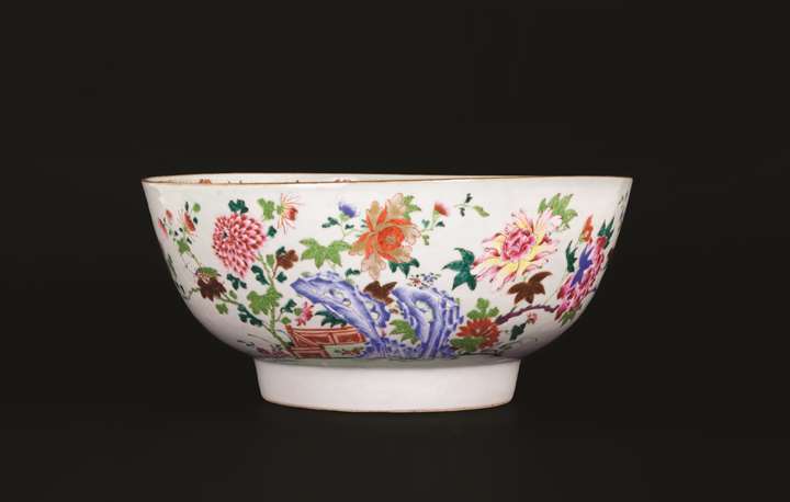 Chinese export porcelain famille rose punchbowl